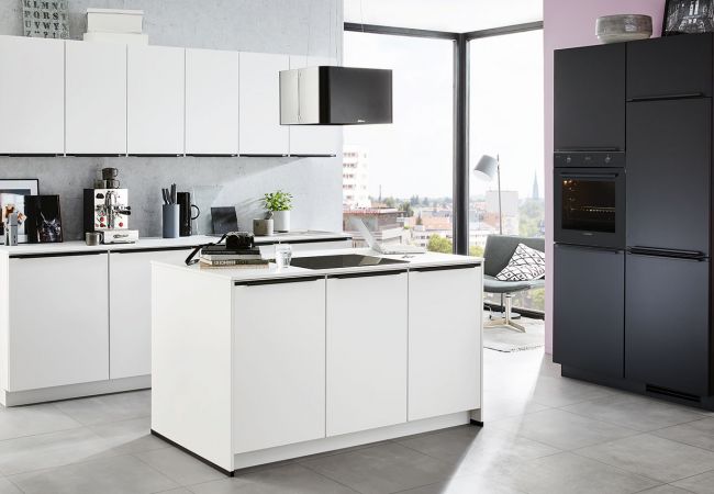 Küche mit Kochinsel